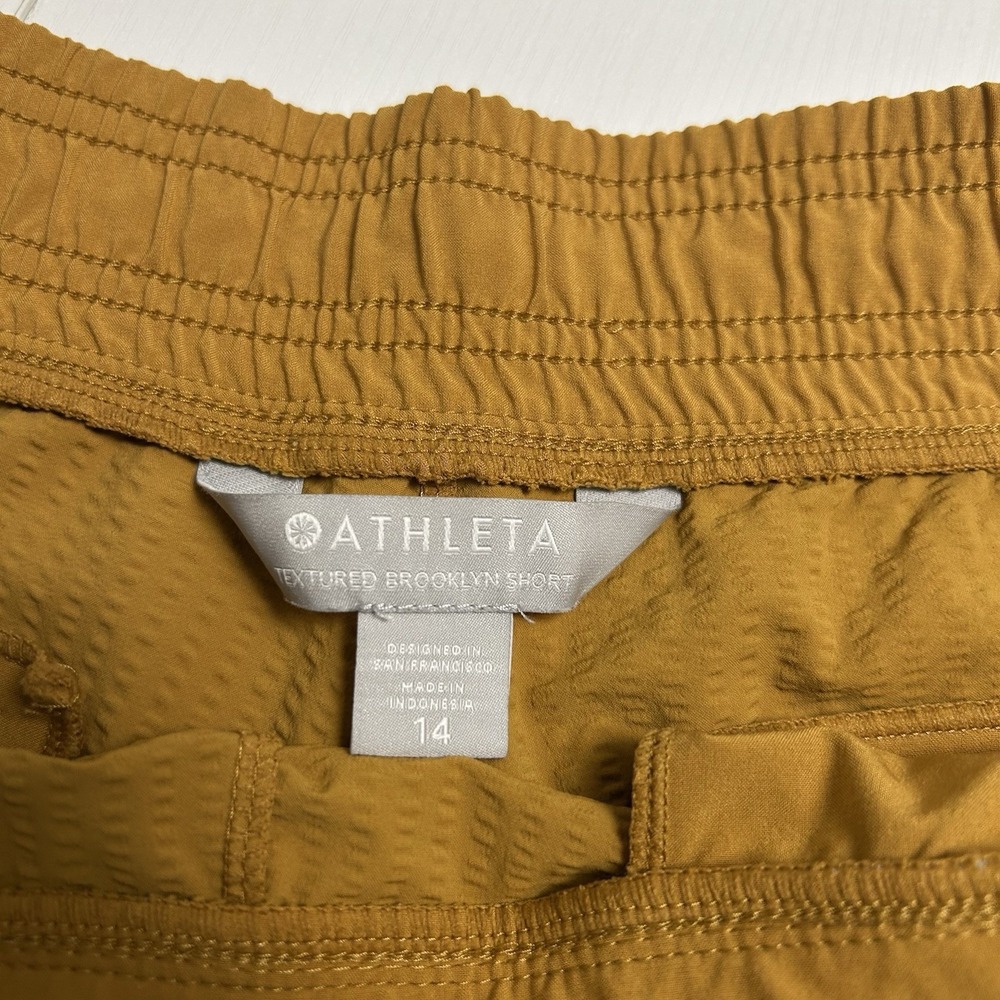 Athleta Shorts | Athleta Textured Brooklyn Short Women's Size 14 - Picture 3 of 9